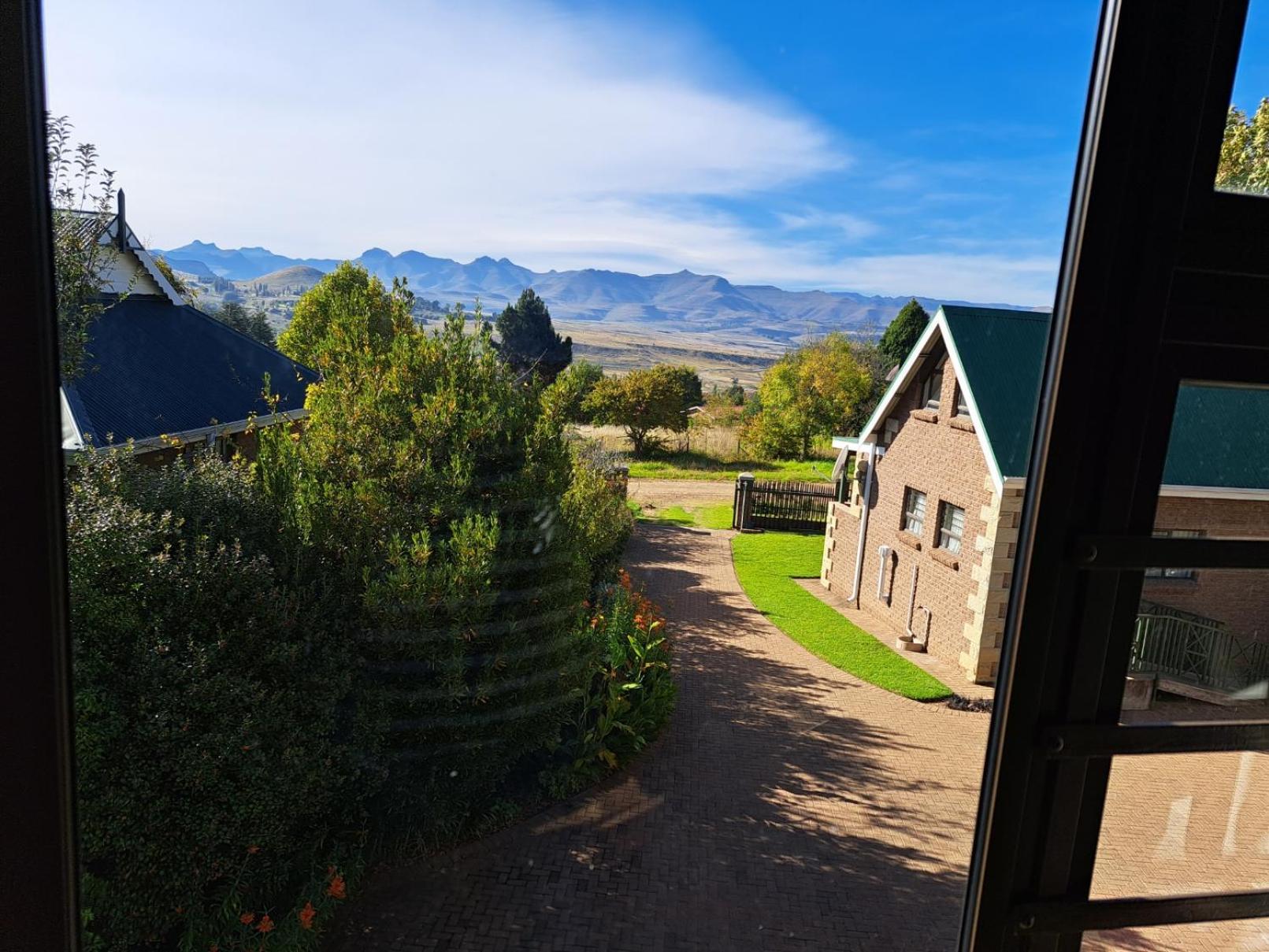 Clarens Mountain Sage Holiday House Eksteriør billede